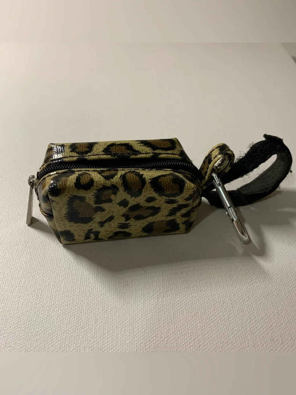 Brand new dog bag.com cheetah print dog toilet